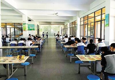 寧?？h知恩中學(xué)首家“5H示范食堂”全新面世